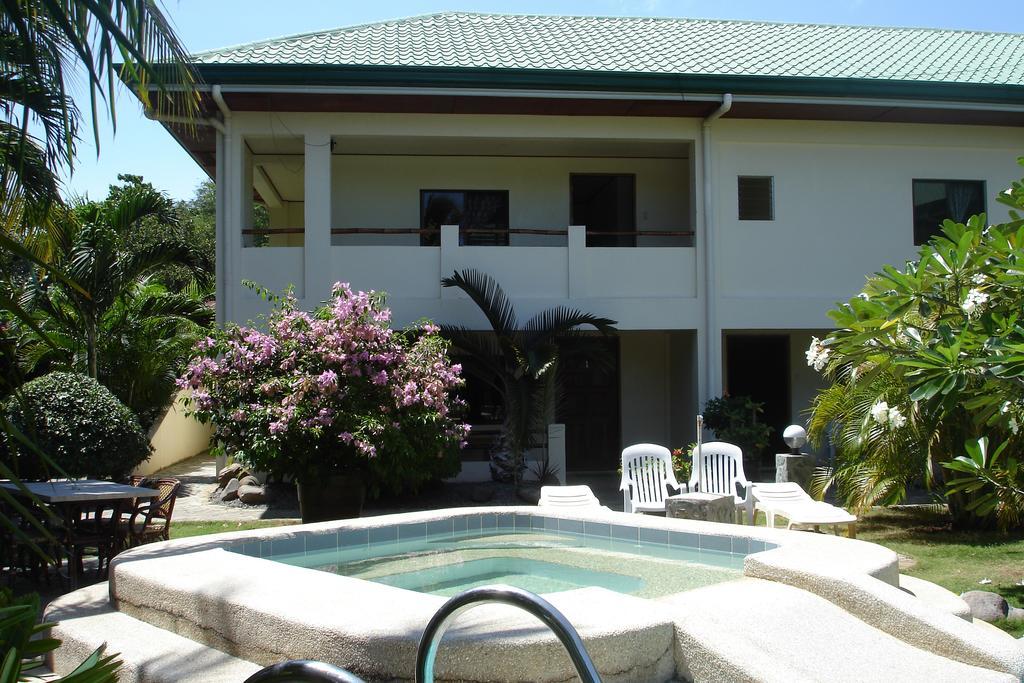 Alona Swiss Resort Panglao Bagian luar foto