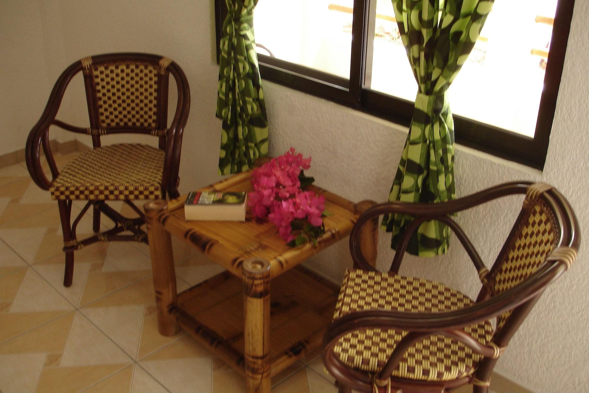 Alona Swiss Resort Panglao Bagian luar foto