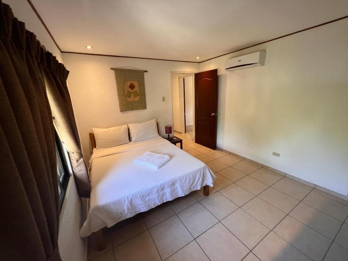 Alona Swiss Resort Panglao Bagian luar foto