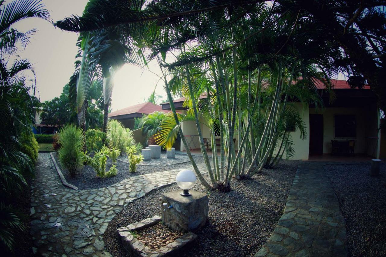 Alona Swiss Resort Panglao Bagian luar foto